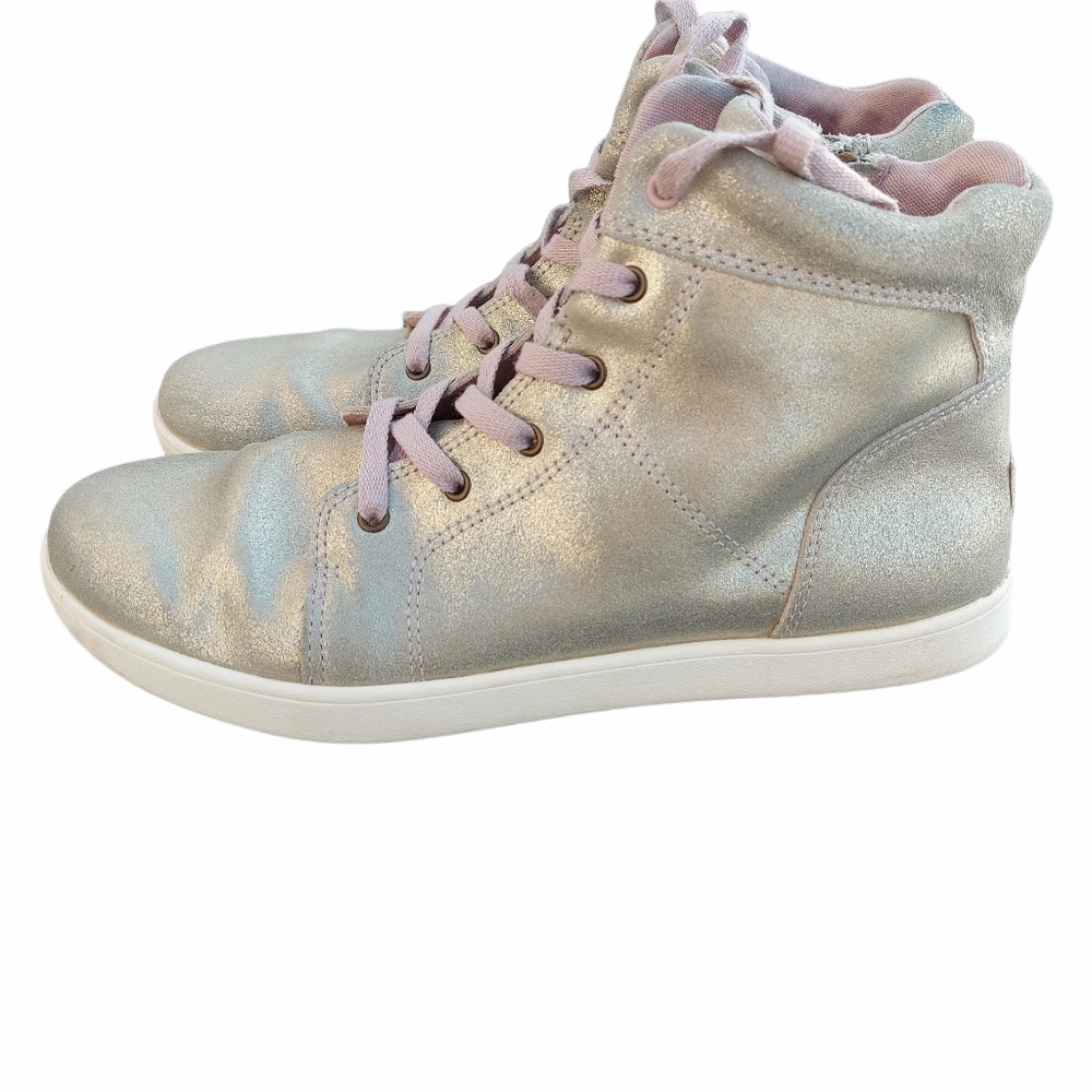Ugg metallic high tops with side zipper size 6